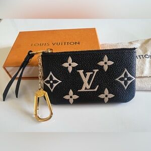 LOUIS VUITTON Monogram Empreinte Leather Key Pouch -💯 Authentic